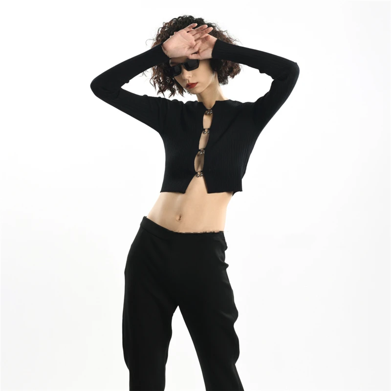 2022 spring and summer new metal note button designknitted long-sleeved T-shirt women's fashion sexy hollow short knittedsweater |