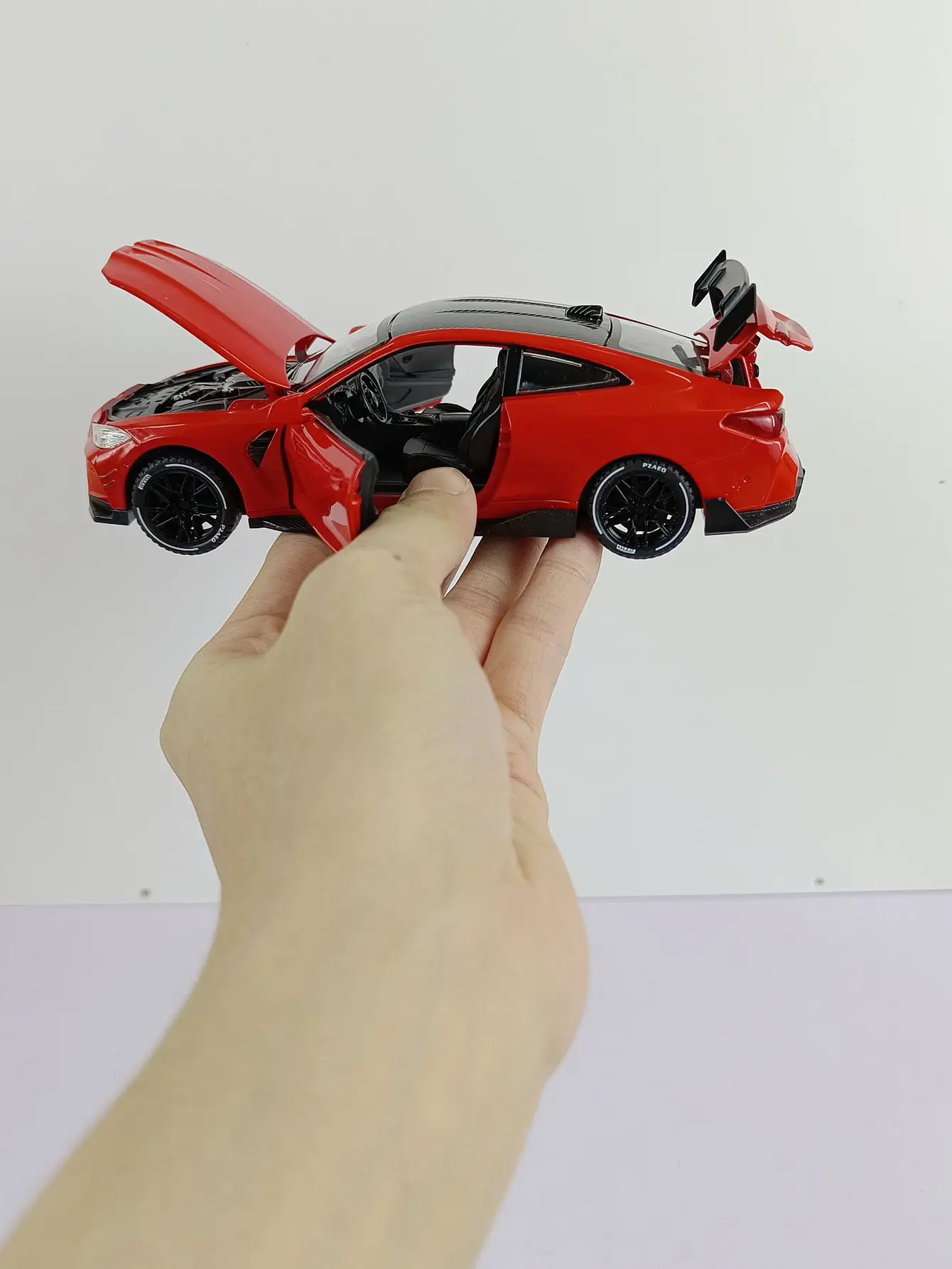 1:32 BMW M4 Coupe модель спортивного автомобиля из сплава литье под давлением и