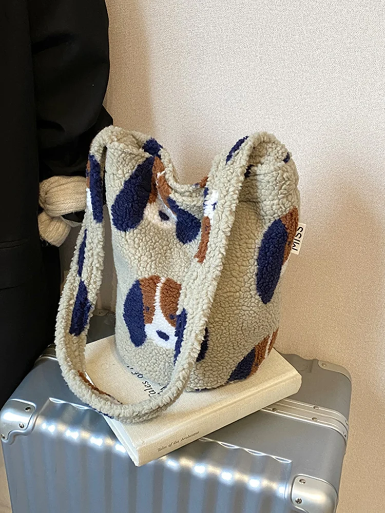 Осенне-зимняя флисовая плюшевая сумка для женщин новинка 2024 ретро сумка-ведро из