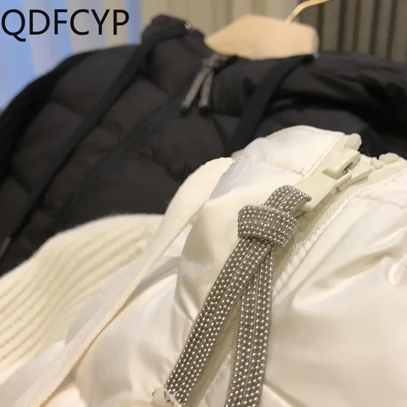 Рисунок 2 - Женское трикотажное пальто с капюшоном