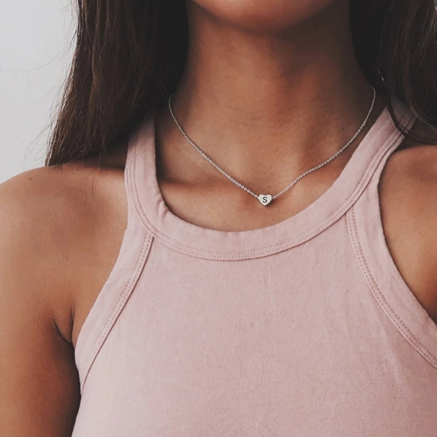 Индивидуальная гравировка с буквами в форме сердца крошечная модная подвеска из