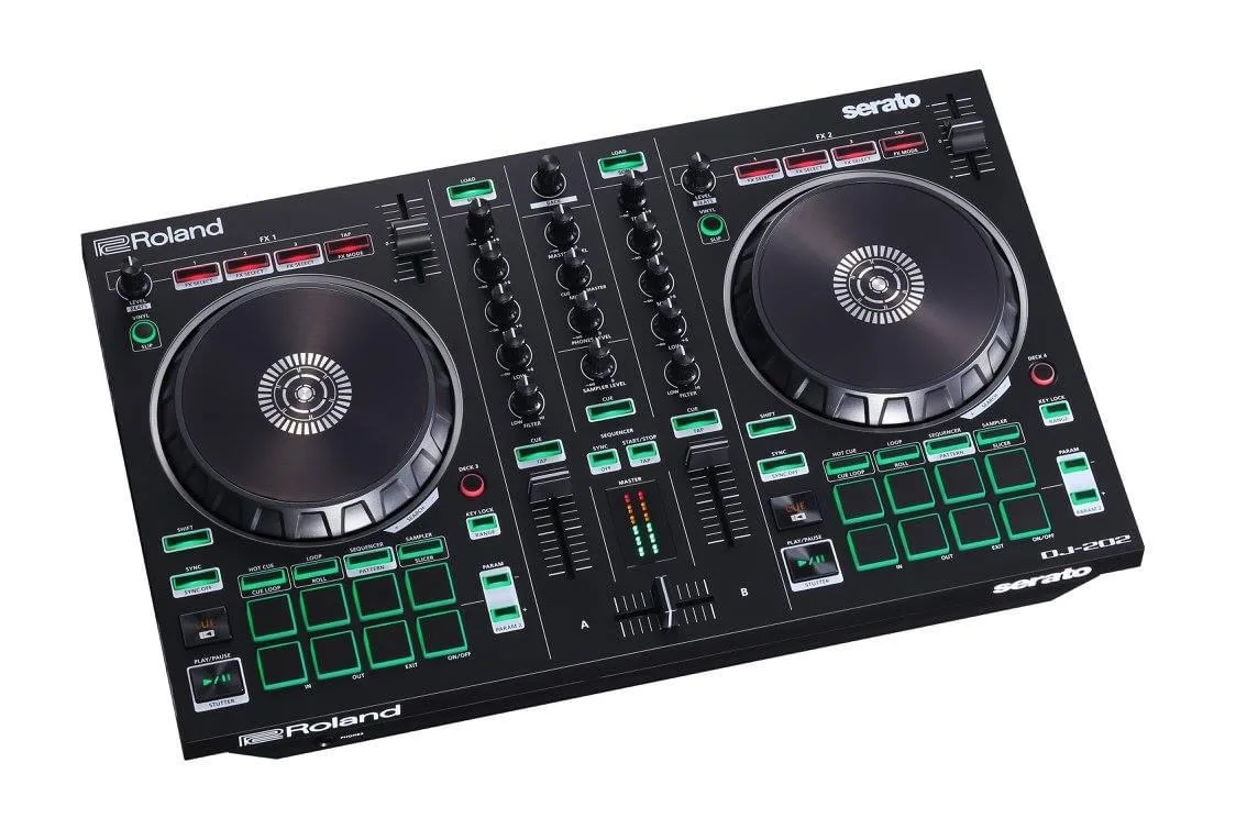 

Новый выпуск Roland DJ-202 Serato DJ в контроллере Ak
