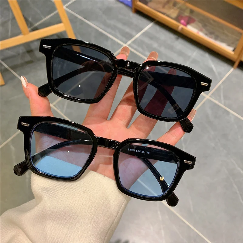 

Small Oval Sunglasses Women Men Luxury Brand Designer Vintage Sunglass Female Male Black Yellow Sun Glasses UV400
