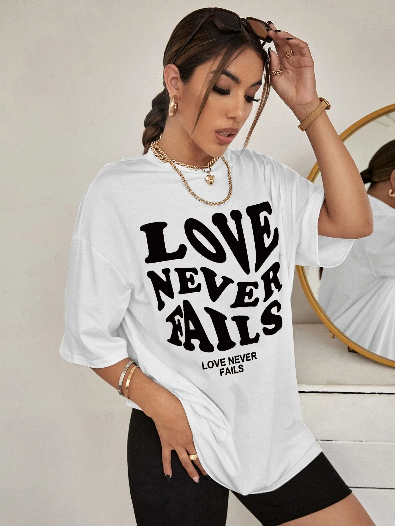 

Y2K T-Shirt Round Neck Long-Sleeved Short Top Lip Art Print Hot Girl Style For Women Street Night Clubwear