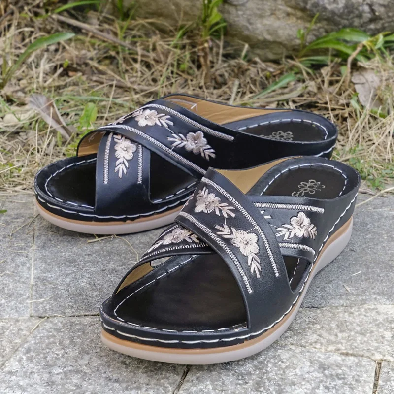 

2022 Women Sandals Orthopedic Slippers Corrector Walking Sandals Open Toe Summer Shoes Vintage Low Heels Female Platform Shoes