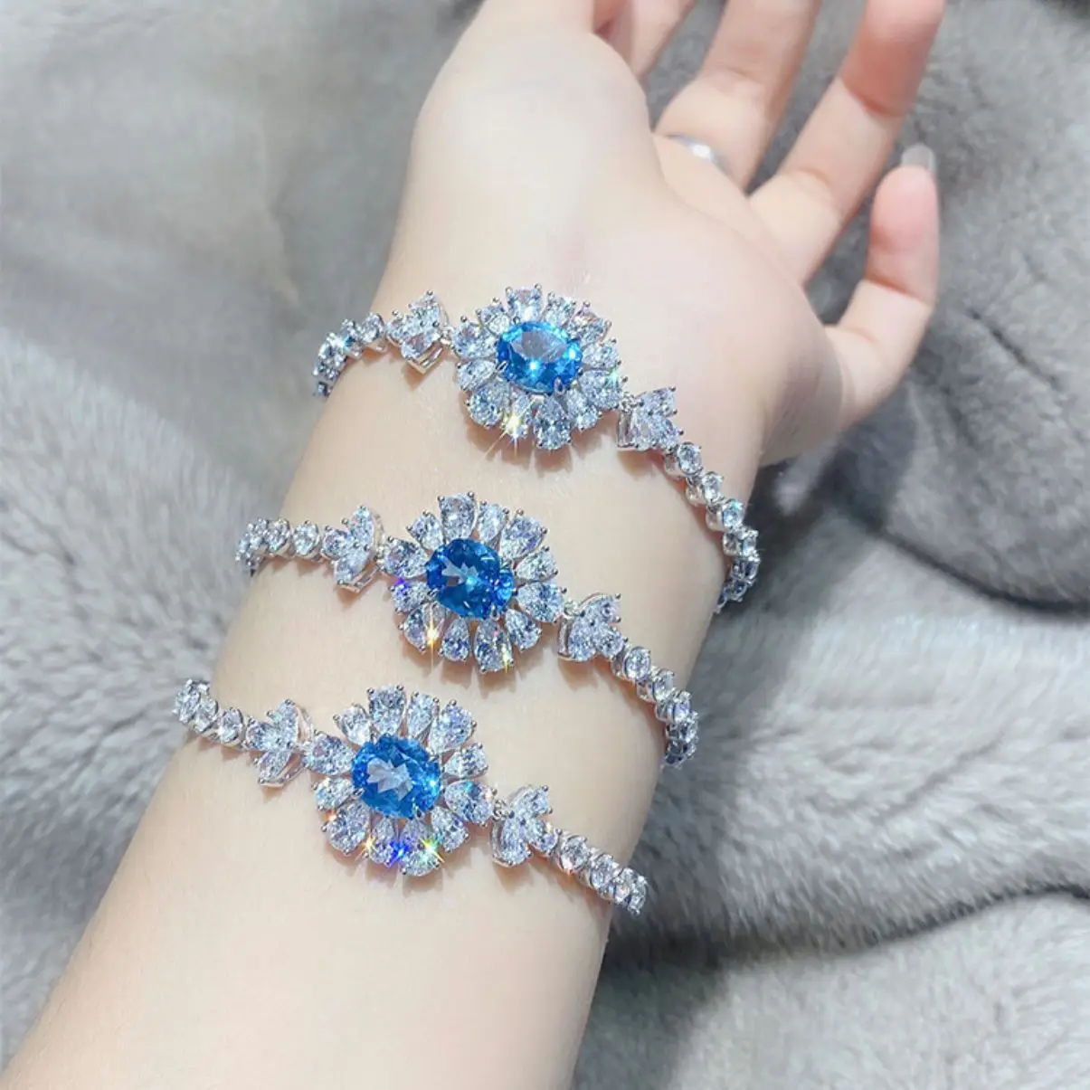 

BLACK ANGEL New Silver Color Tourmaline Bracelet for Women Luxury Flash Diamond Inlaid Blue Zircon Bangles Temperament Jewelry