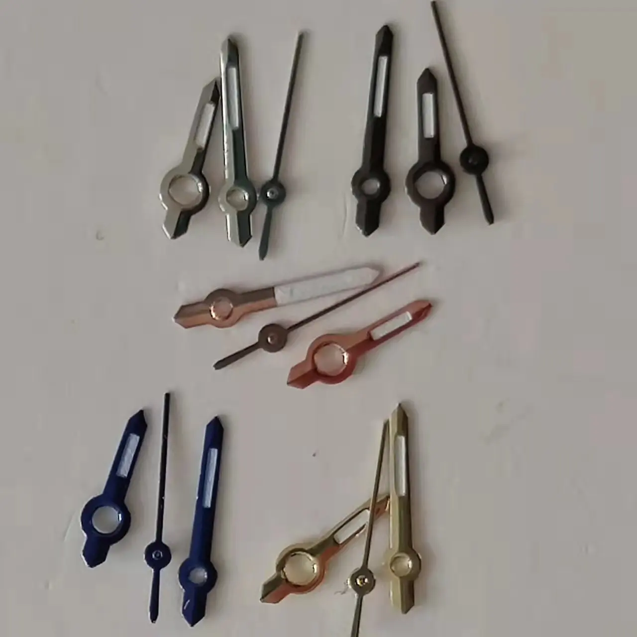 

Аксессуары для часов, женские стрелки для часов с 3 стрелками, подходит для стрелок 6T28, размеры стрелки 5 мм x 7 мм x 7 мм, № 044