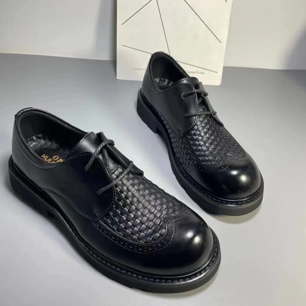 

Men's New Korean Big Toe Shoes Hollow Out Men's Shoes Breathable Woven Fashion Casual Shoes Business Retro Trend Shoes