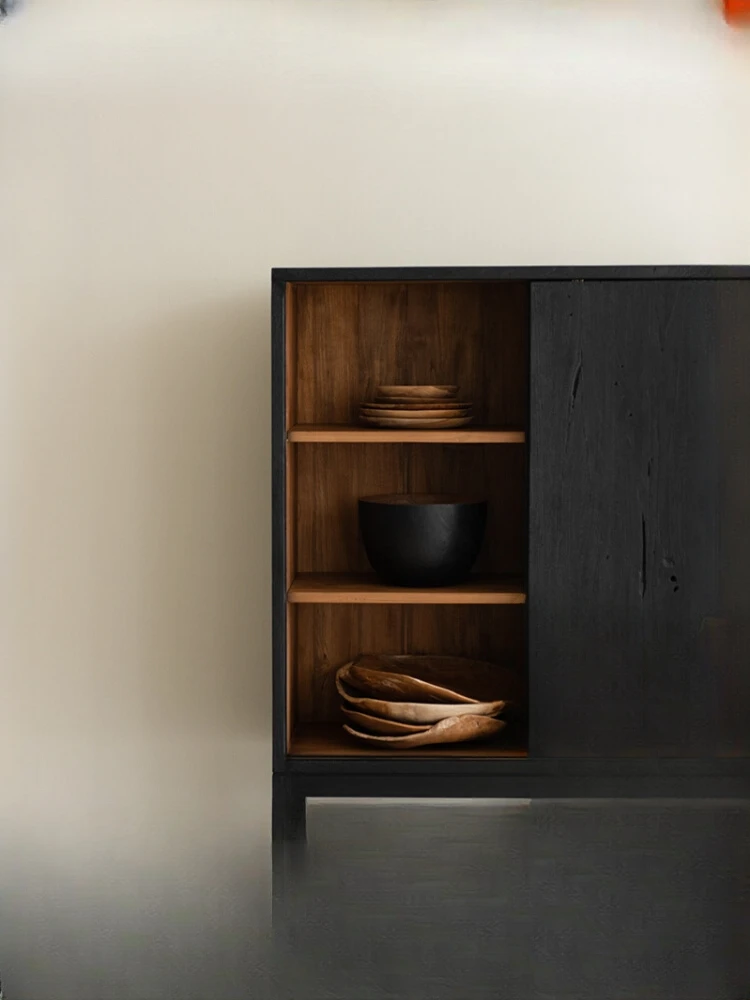 Буфет из массива дерева в скандинавском стиле