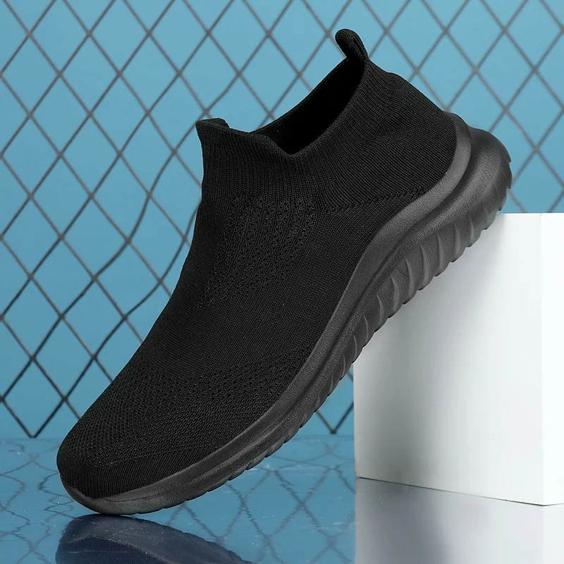 Men's and women's casual sports shoes Breathable comfortable fashion non-slip wear-resistant flat training