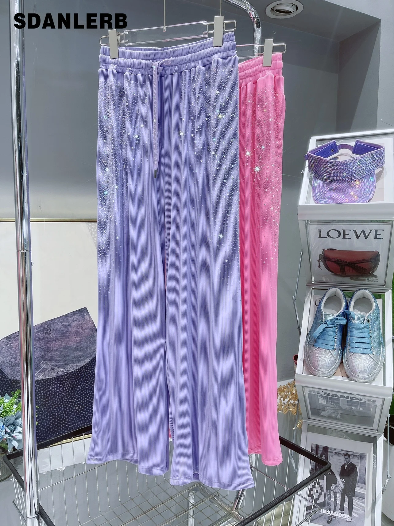 

Новинка лета 2022, брюки, тяжелая вышивка, горячее сверление, блестящие драпировочные свободные брюки против морщин, женские прямые вертикаль...