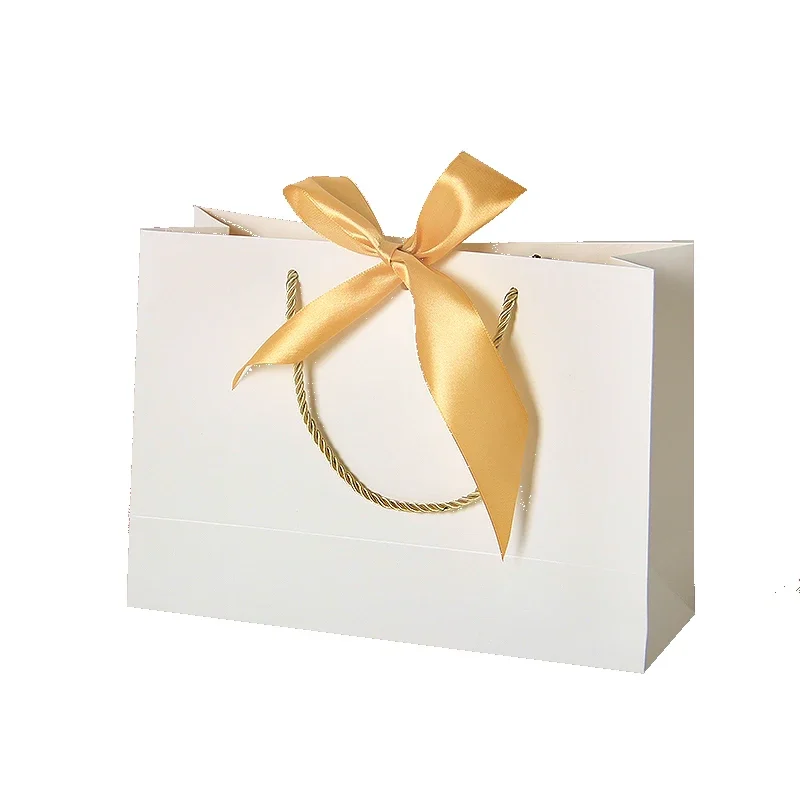 

Подарочные пакеты из крафт-бумаги