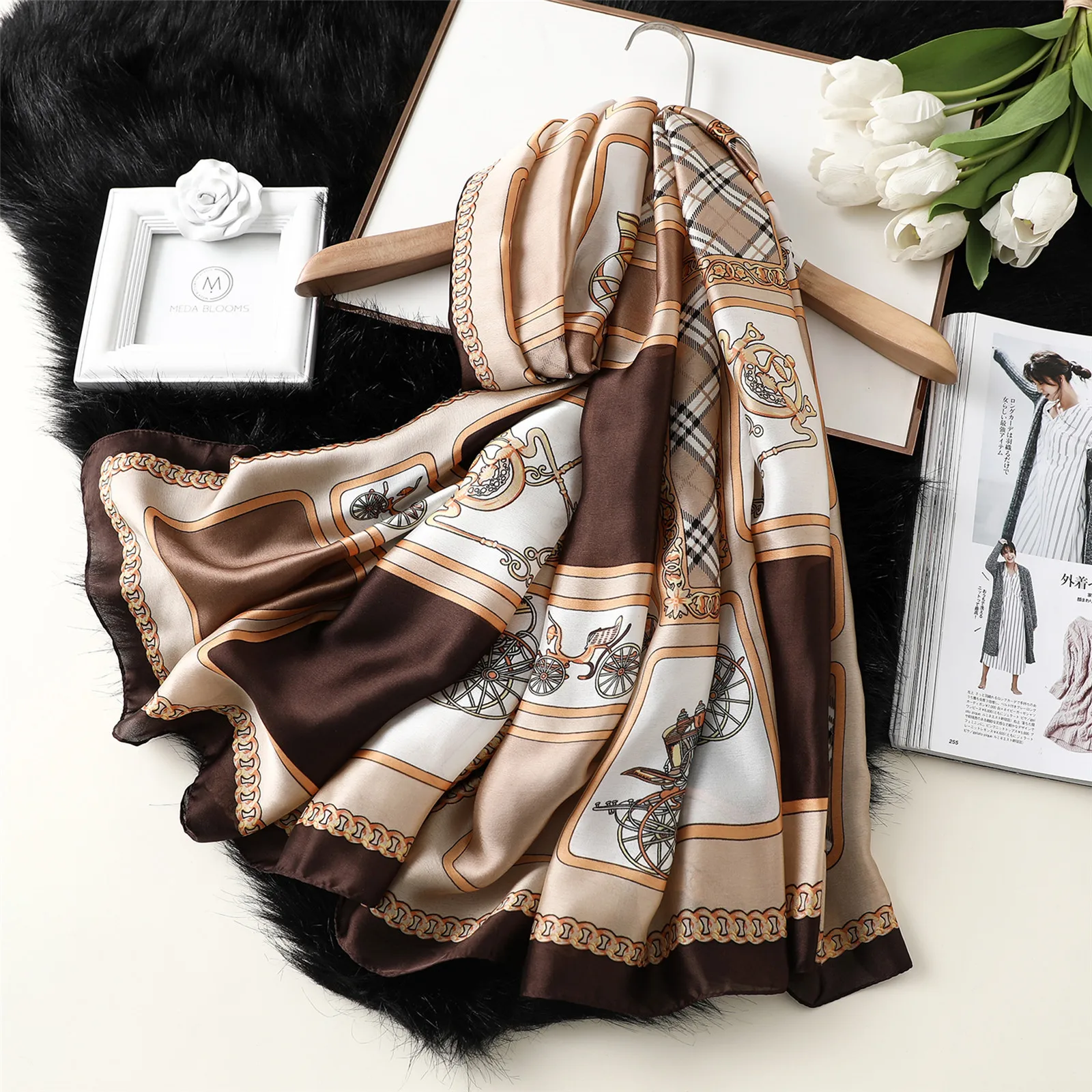 New Silk Satin Sunscreen Silk Scarf Women's New Four Seasons Carriage Chain Printed Shawl Silk Beach Scarf