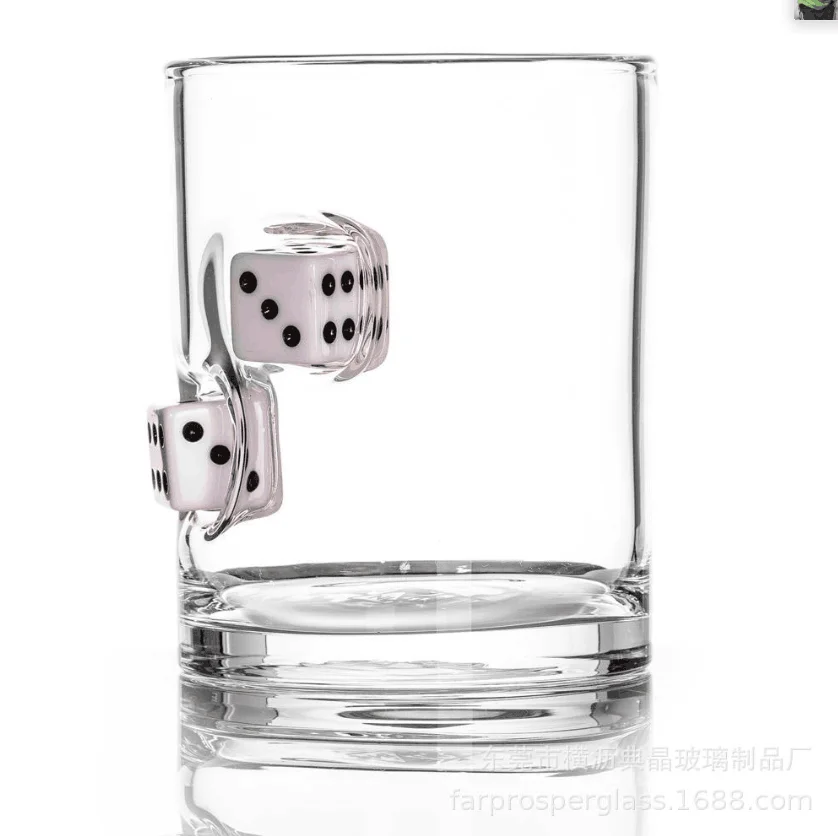 

Creative Personality Cup Sticking Glass-U.S.A. Casino Dice Embedded in Hand Blown Whisky Cup Foreign Wine Cup 250ml