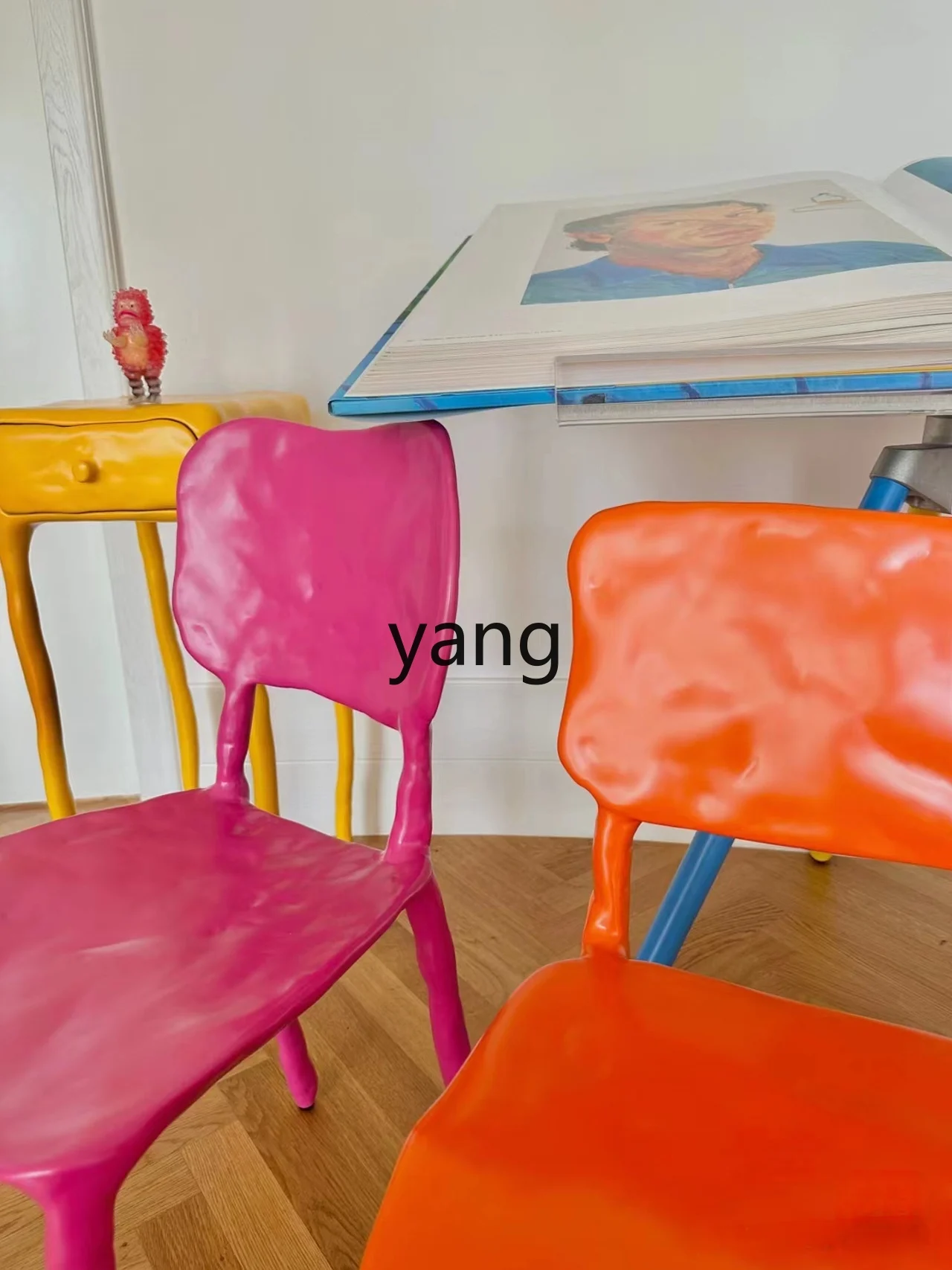 Yjq Современный модный стул для кирпичной кладки высококачественный обеденный