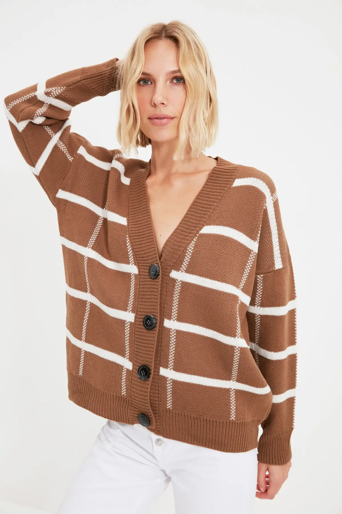 

Trendyol Button Detail Striped Knitwear Cardigan TWOAW22HI0324
