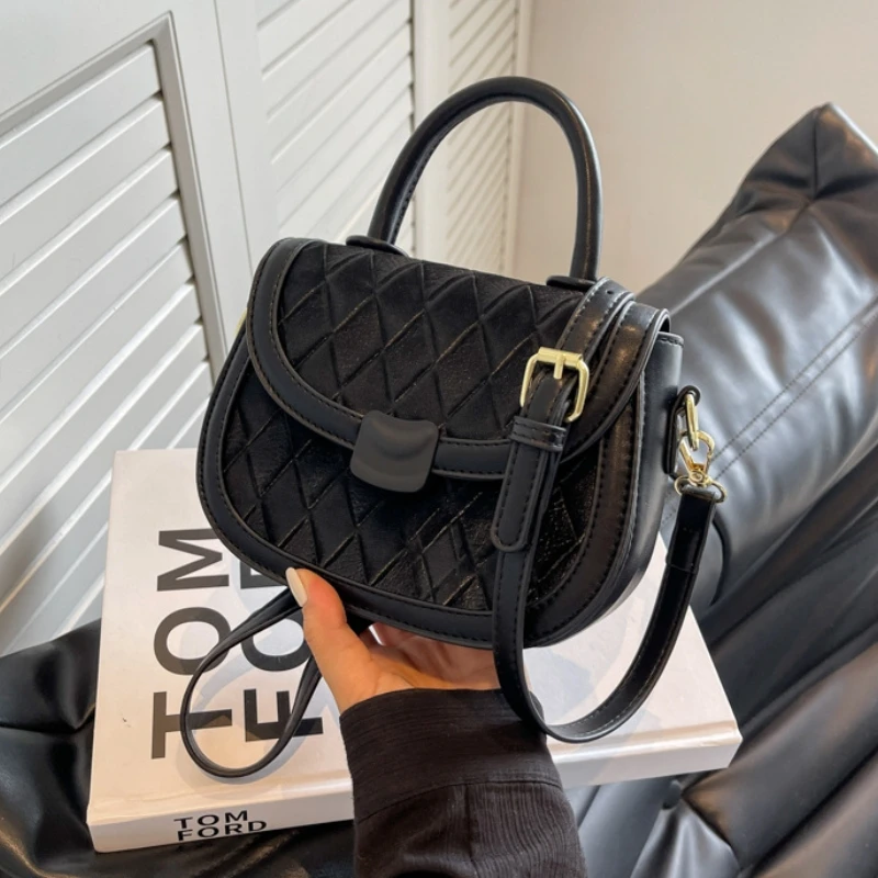 

Underarm Shoulder Crossbody Messenger Bags Kawaii Lipstick Bag 2023 Retro Trendy Women's Designer Handbag Luxury Brand Handbag