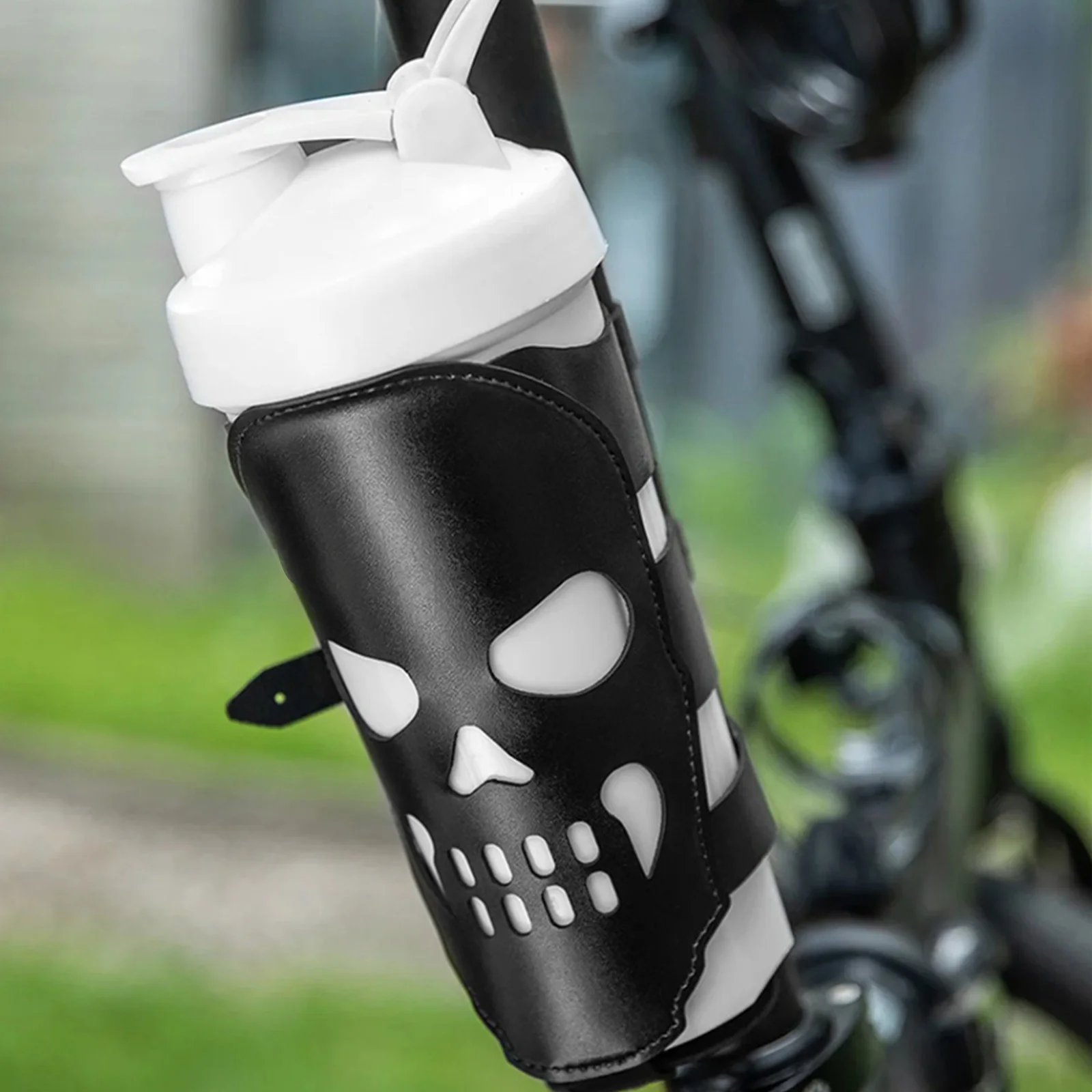 

Riding Beverage Cup Bracket Skull Pattern Bike Bottle Bracket Adapter PU Leather Durable Bicycles Motorcycle Accessories