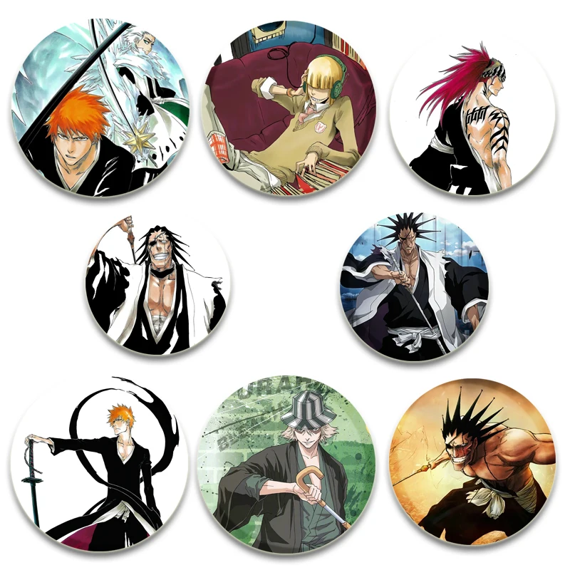 Брошь в виде аниме персонажа Куросаки Ичиго Кучики Рукия