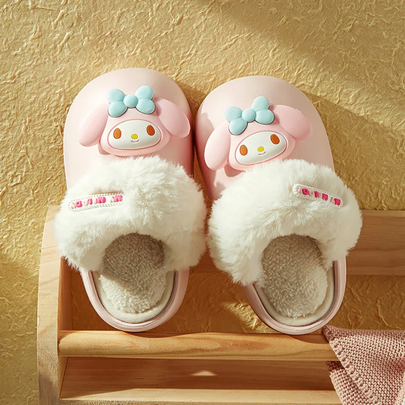 

Sanrios Girl Autumn and Winter Slippers Warm Plush Slippers Home Shoes Waterproof Parent-Child Shoes Christmas Shoes Cinnamoroll