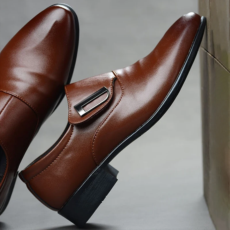 Мужские повседневные кожаные туфли деловые с пряжкой износостойкие
