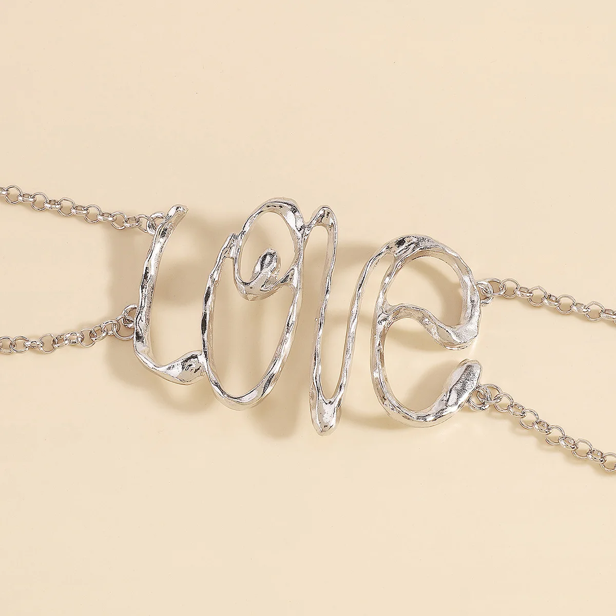 Vintage Exaggerated Cool Hollow Out LOVE Letter Choker Necklaces for Women Metal Neck Chain Steampunk Hip Hop Party Jewelry