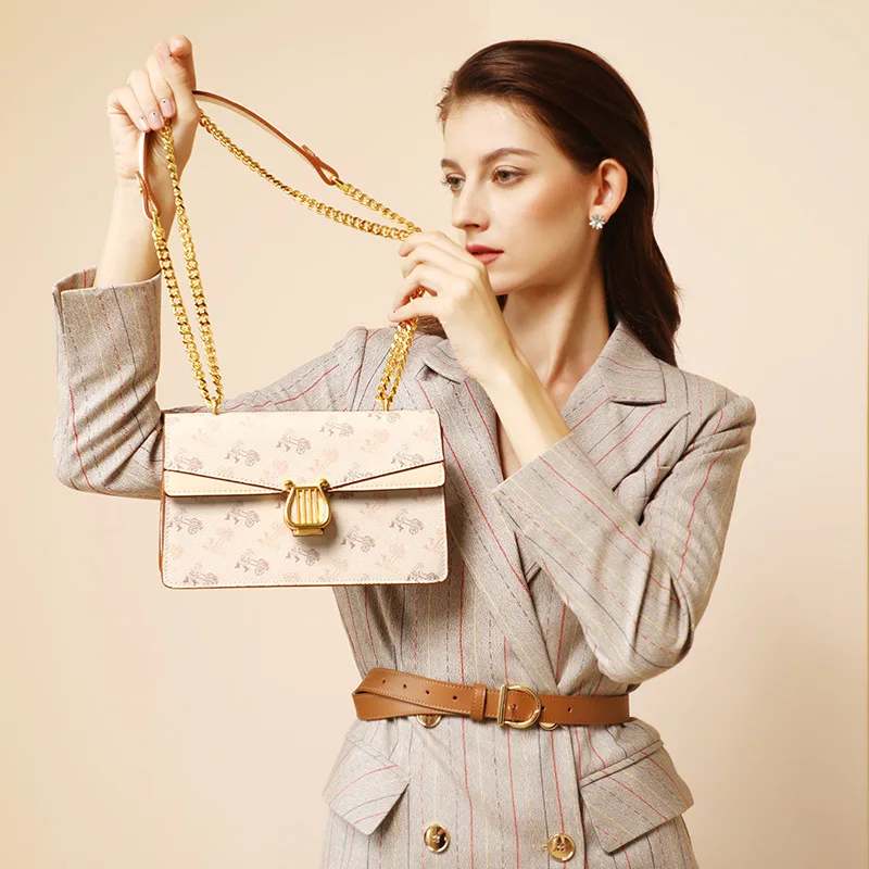 

Роскошные сумки на плечо для женщин 2023, дизайнерская сумка с металлическим замком, высококачественные кожаные сумки через плечо, модная дорожная сумка-мессенджер