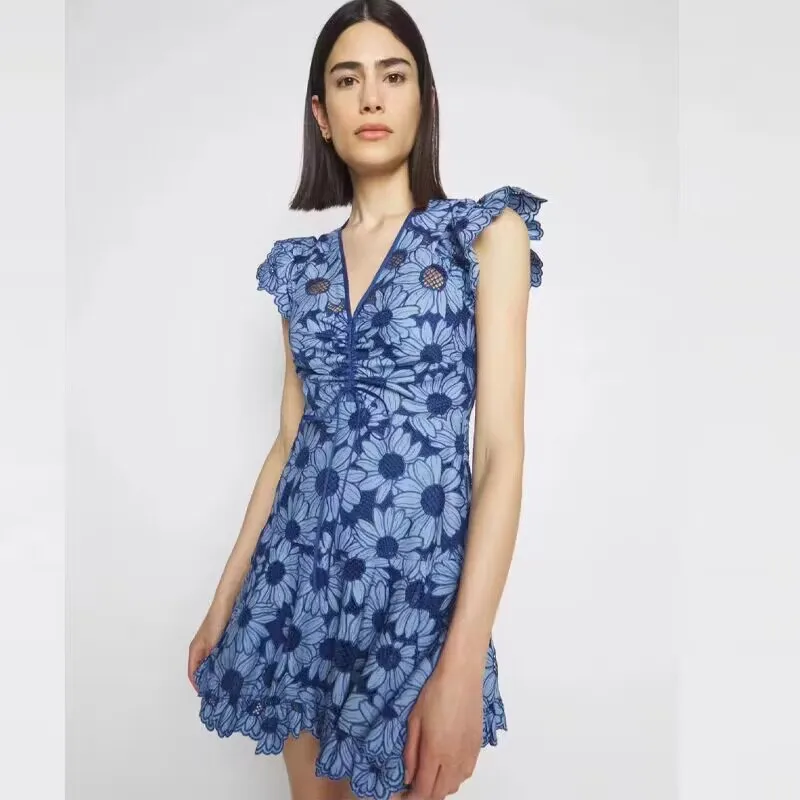 

Платье женское кружевное с V-образным вырезом и вышивкой