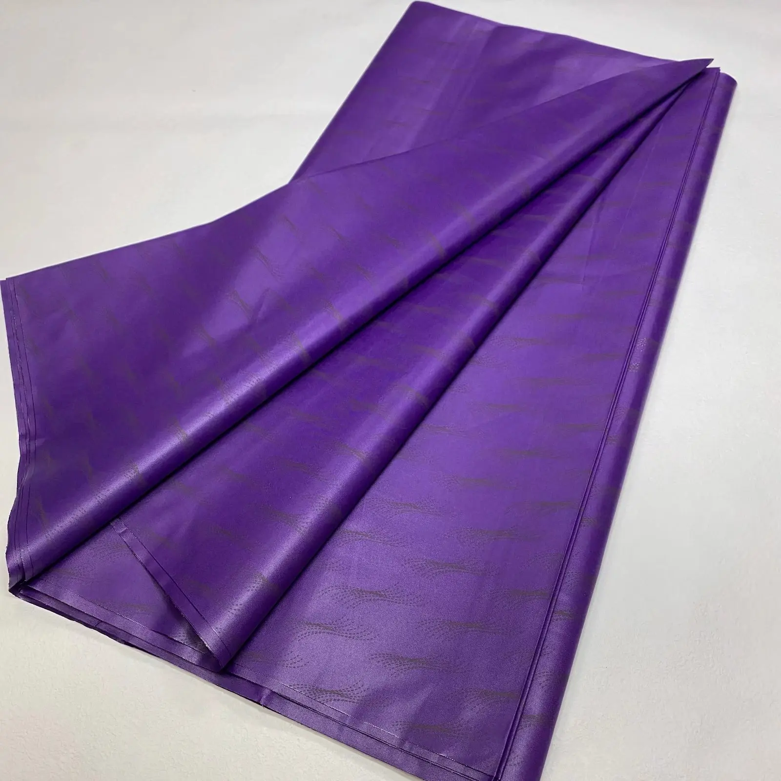 

2022 Latest Africa Bazin Riche Fabric 5 yards High Quality Jacquard Guinea Brocade Damask Bazin Brode for garment