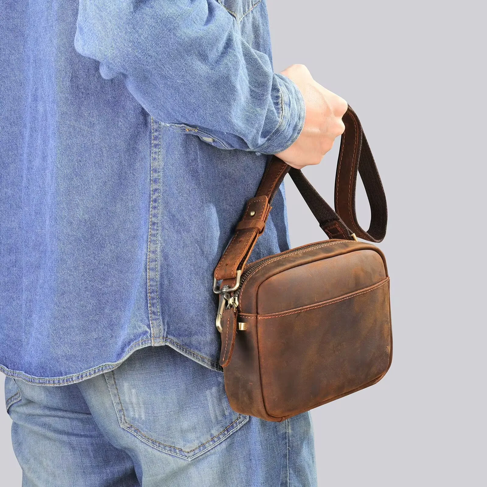 Small Single Shoulder Bag for Men Genuine Leather Crossbody Bag Male Crazy Horse Leather Messenger Bag Male Handbag Tote