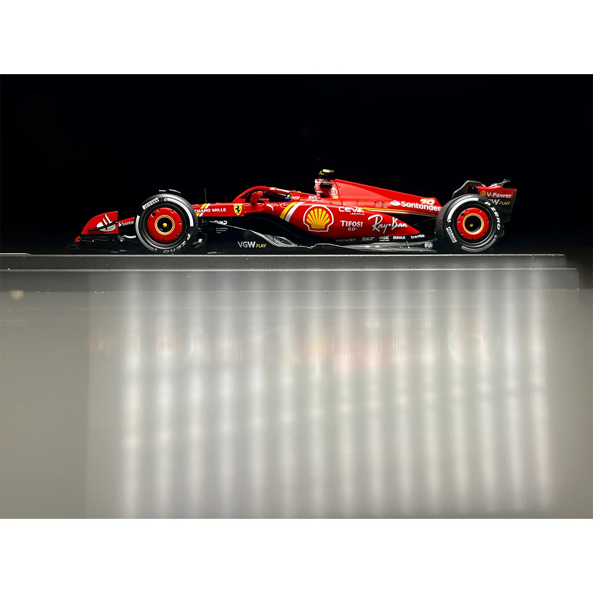 1:43 Biermann F1 дебют 2024 Саудовская SF-24 Миниатюрная модель из смолы Looksmart украшение для