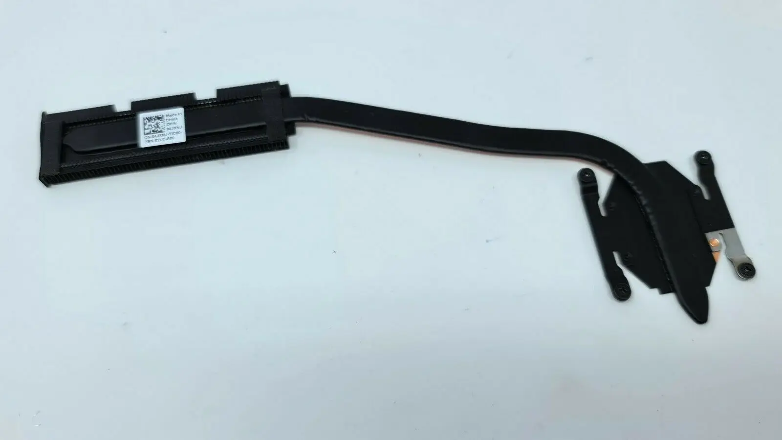 

Радиатор для процессора Dell Vostro 5471 в сборе 4JXNJ 04JXNJ