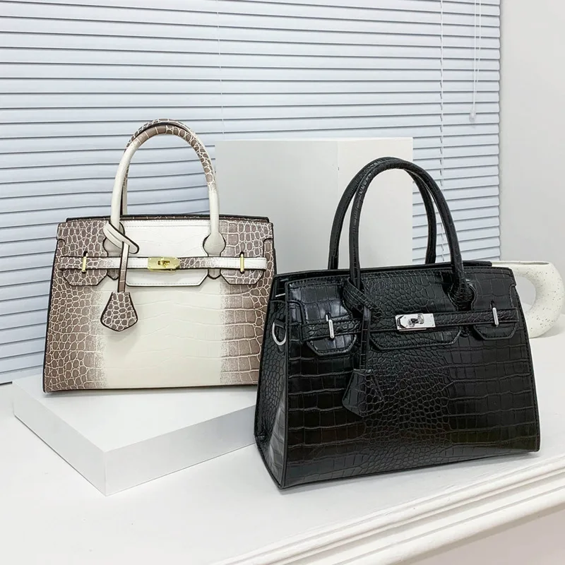 

New 2022 Color Ladies Bump Texture Serpentine Fashion Trend In Large Capacity One Shoulder Inclined Bag Contracted And Portable