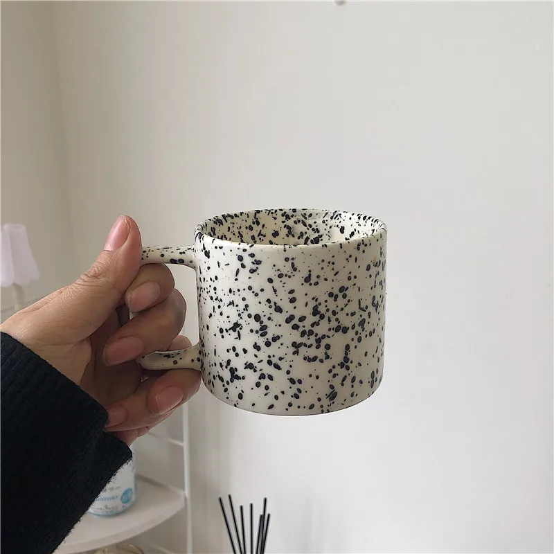 

Fashion Vintage Mugs Ceramic Creativity Breakfast Minimalist Modern Couples Coffee Mugs High Quality Luxury Tazas Mug Coffe Cup