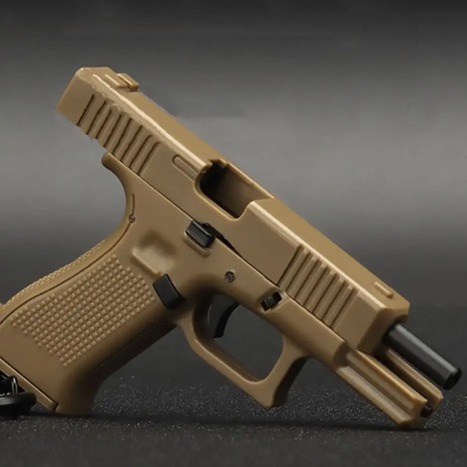 Брелок Тактический легкий в масштабе 1:4 кольцо для ключей форме пистолета с