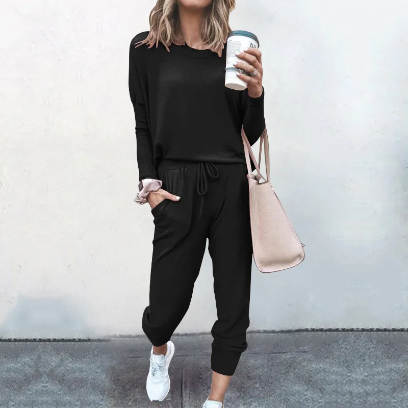 

SeigurHry Women’s Solid Color Two Piece Outfit Long Sleeve Crewneck Pullover Tops And Long Pants Sweatsuits Tracksuits