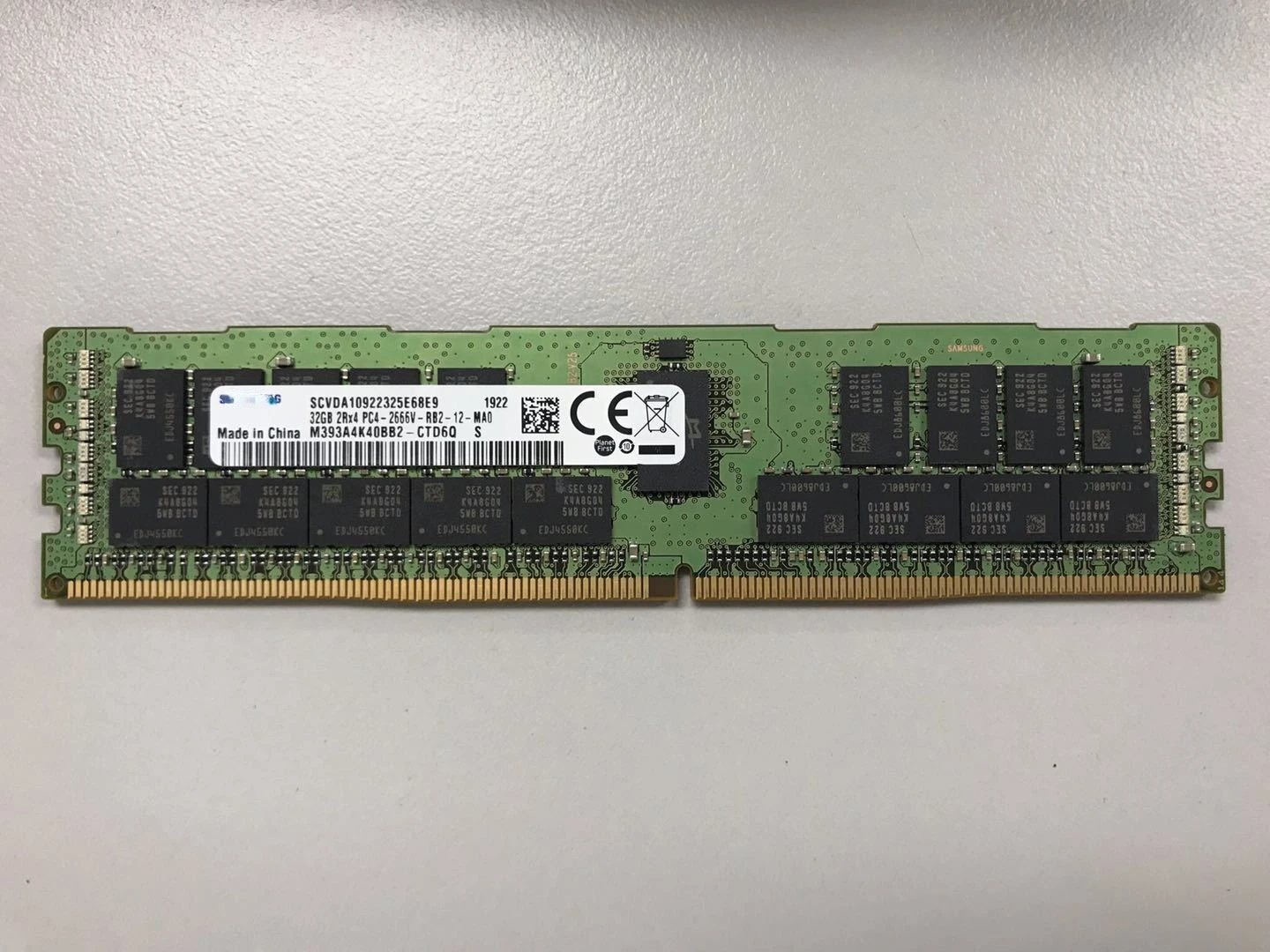 

RAM 32G 2666 DDR4 REG ECC Server Memory M393A4K40CB2-CTD7Y/6Q