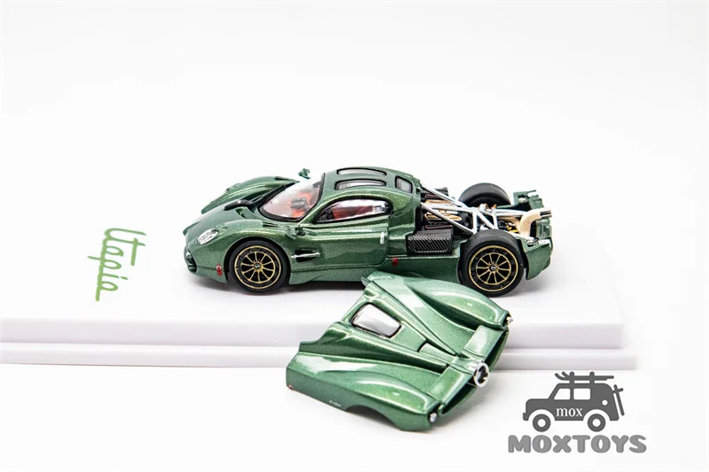 CM МОДЕЛЬ 1:64 Pagani Utopia (металлический зеленый) Литая под давлением модель автомобиля