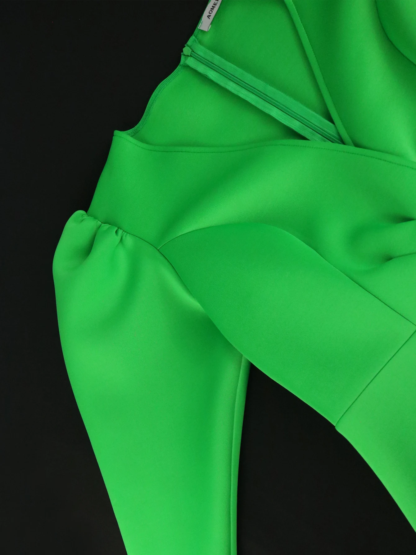 Plus Size V Neck Dresses Green Long Sleeve Sheath Bodycon Package Hip Ruffles Cocktail Evnt Party Gowns 3XL 4XL Outfit for Women