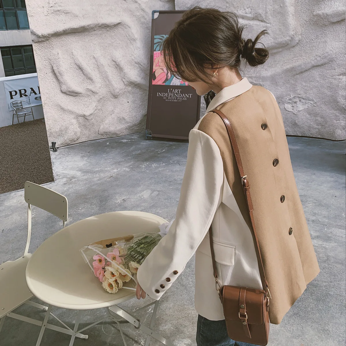 

SuperAen Design Back Button Small Suit Jacket Female Spring and Autumn 2022 New Korean Version Office Lady Blazer