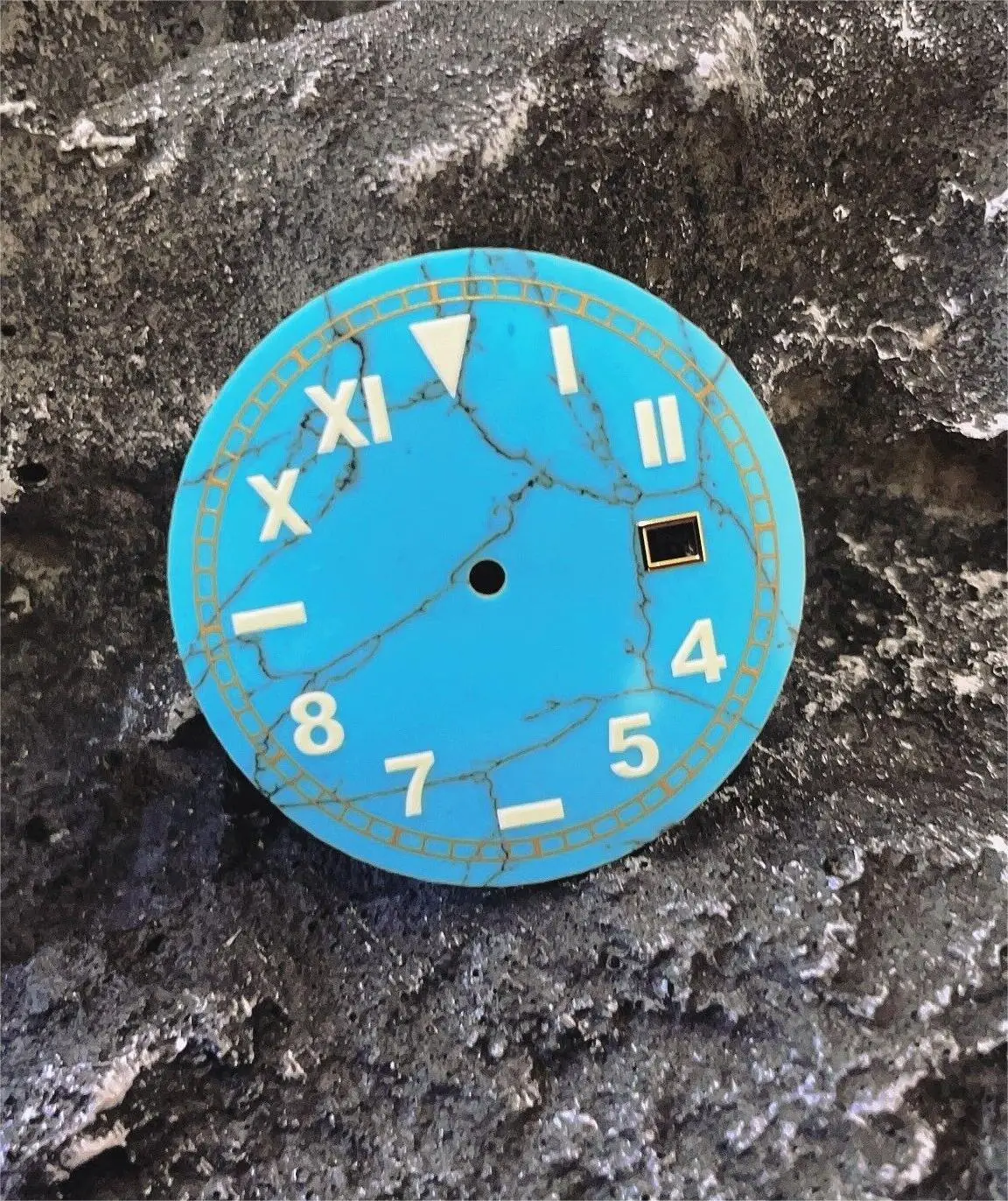 

1 Piece Custom Made Turquoise Stone Dial Green Luminous 34.5mm