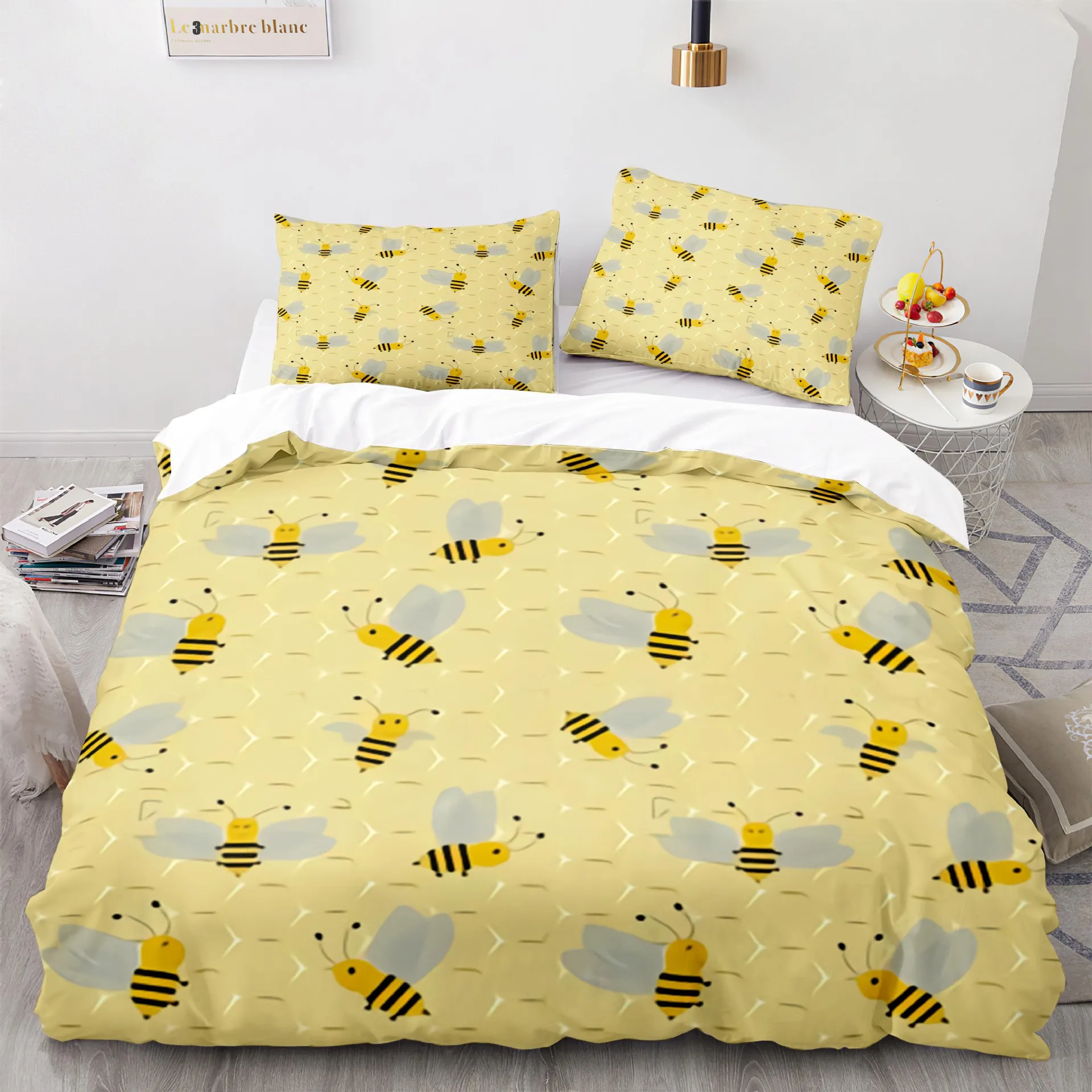 

Honey Bee Duvet Cover Set, Black White Printing 3 Piece Bedding Set,for Girls Boys Twin/Full/Queen/King Size Crown Quilt Cover