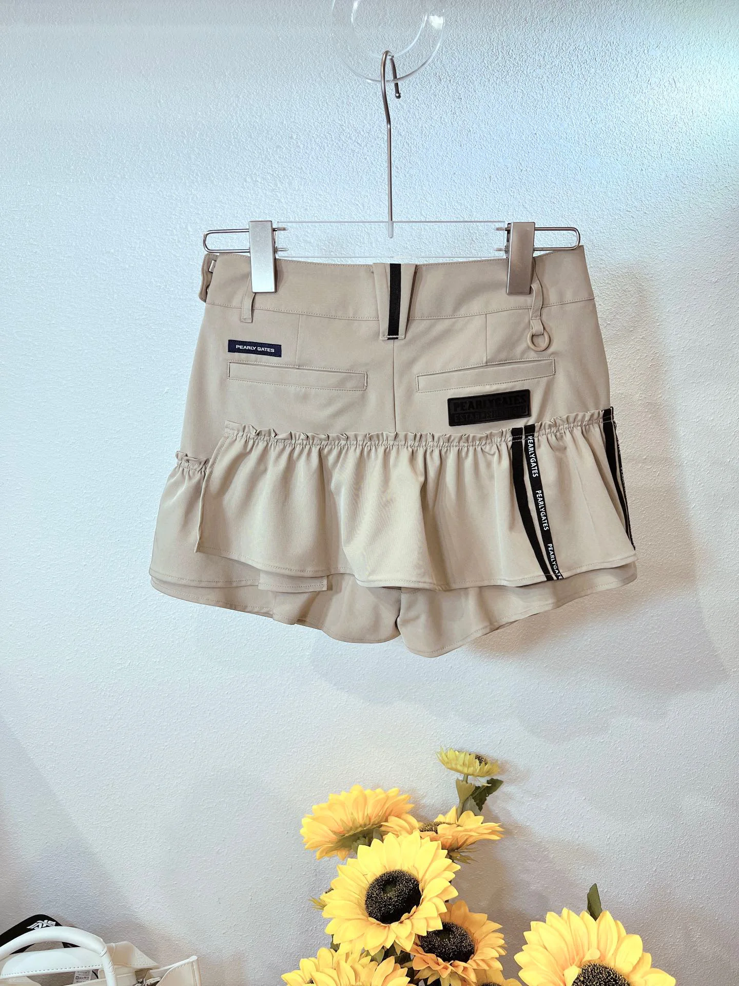 Spring/summer 2022 new golf women's short skirt sports function quick drying fabric large pleated shorts fashion women's dress