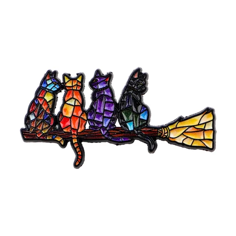 Эмалированная булавка черный кот