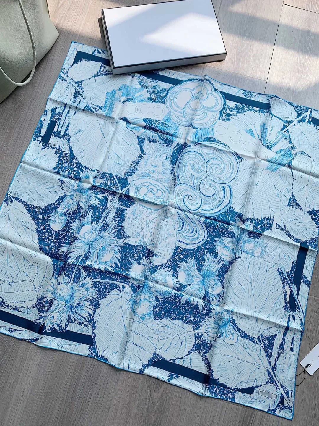 

Mulberry Silk Scarf Women Designer Square Bag Bandanas 90CM Summer Accessories Women Headband Handkerchief 90CM*90CM