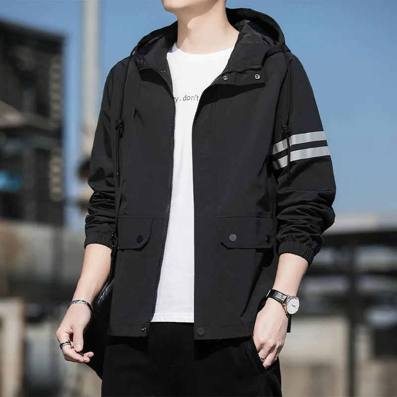 

2022 Men's Spring Thin Arm Stripes Hooded New Loose Jacket