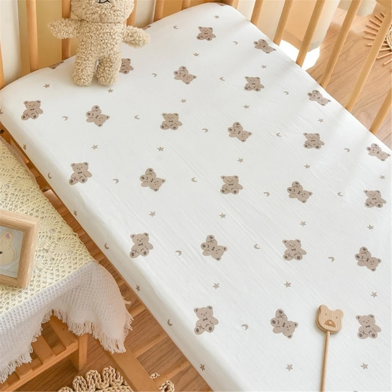Простыня на подкладке для детской кроватки мягкая и дышащая с милым принтом