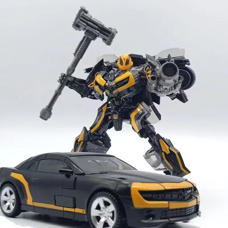 Фото Игрушка-трансформер BAIWEI Dark Bumblebee: Модель робота-машины King Kong Boy ручной работы №2