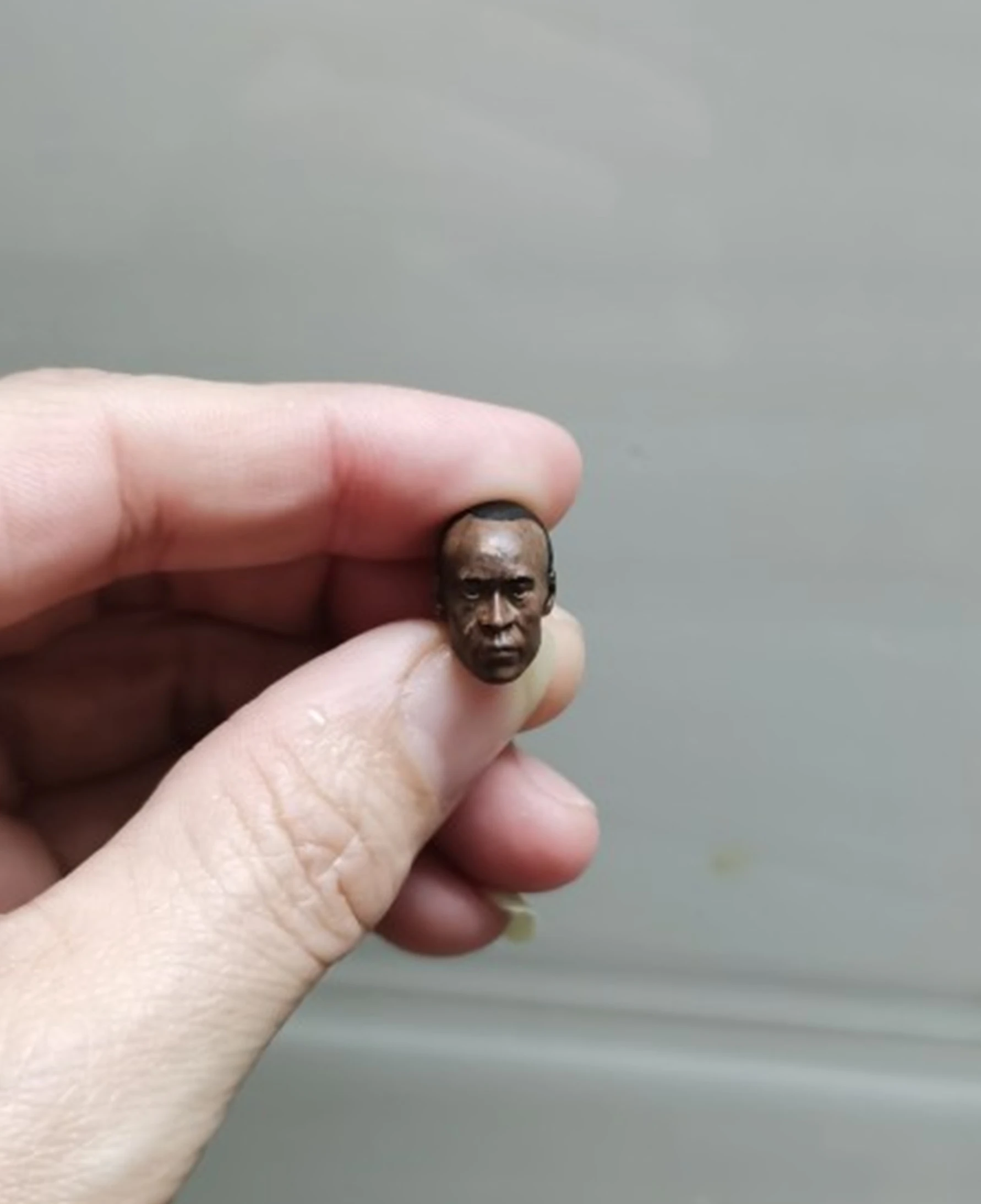 

Масштаб 1/18, резьба по голове, набор «Don Cheadle», коллекционная статическая модель, мужской солдат, экшн-фигурка, кукла «сделай сам», 3,75 дюйма
