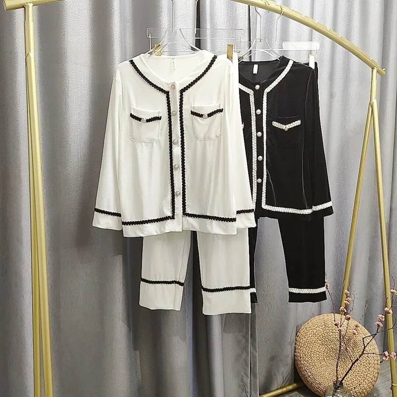 

New with household to take sweet cute little sweet wind long sleeved pants the spring and autumn period and the two dresses